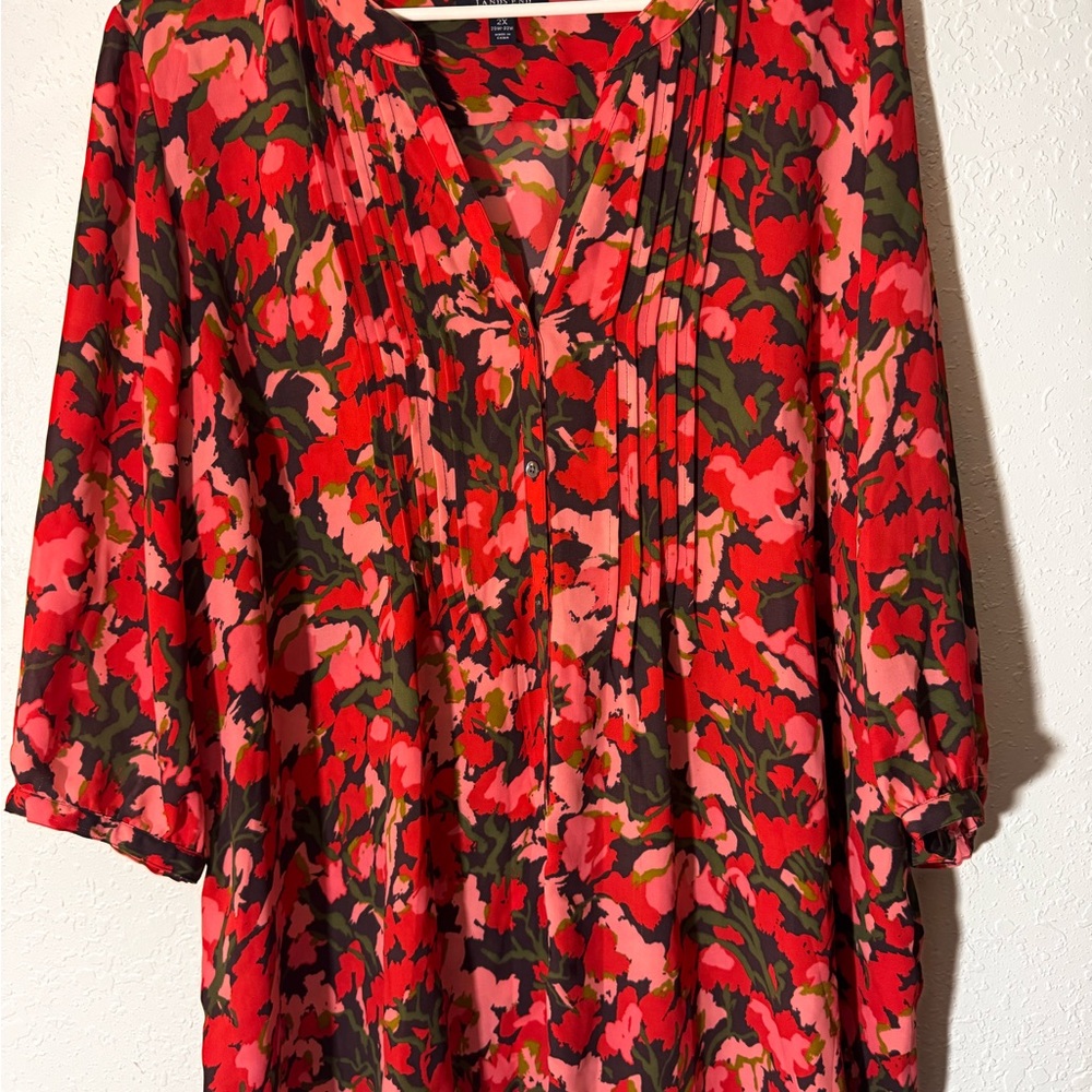 Lands' End Red and Pink Floral Blouse